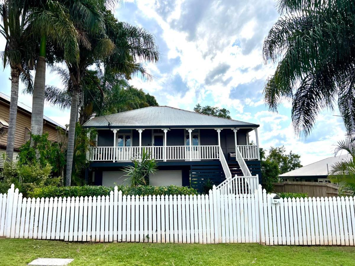 Childers Charmer With Aircon, Wifi & Modern Luxuries Extérieur photo