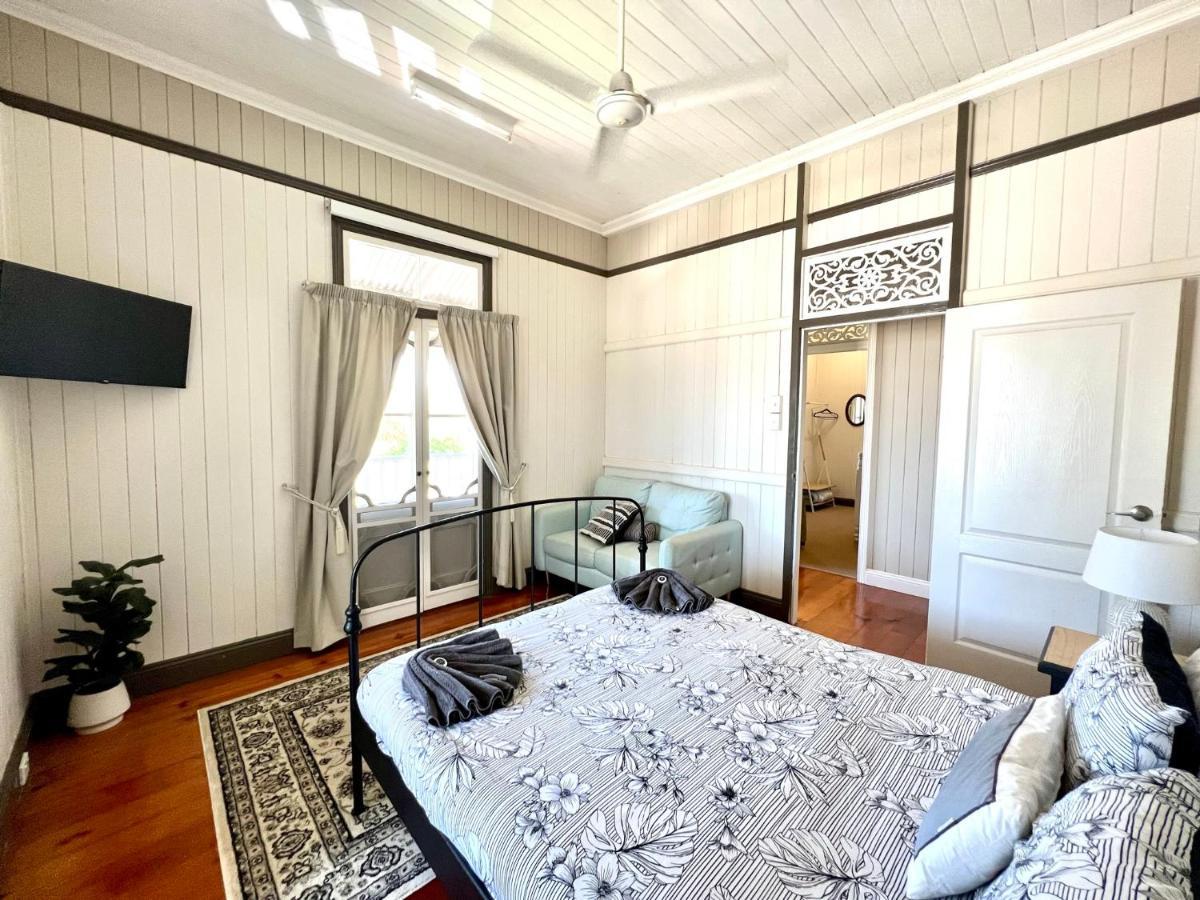 Childers Charmer With Aircon, Wifi & Modern Luxuries Extérieur photo