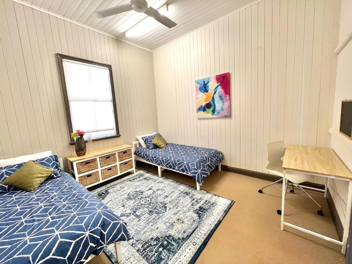 Childers Charmer With Aircon, Wifi & Modern Luxuries Extérieur photo